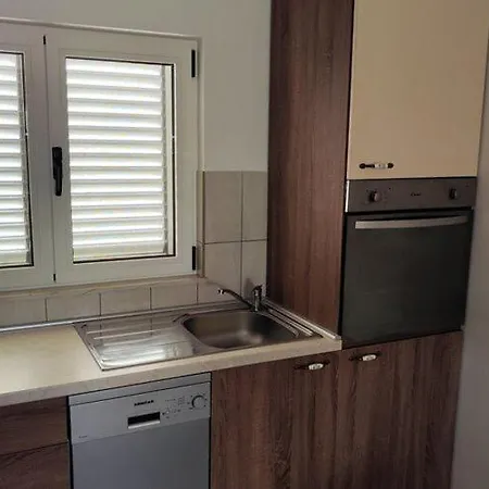 Σπίτι διακοπών Maja - Four Bedroom With Terrace And Sea View *